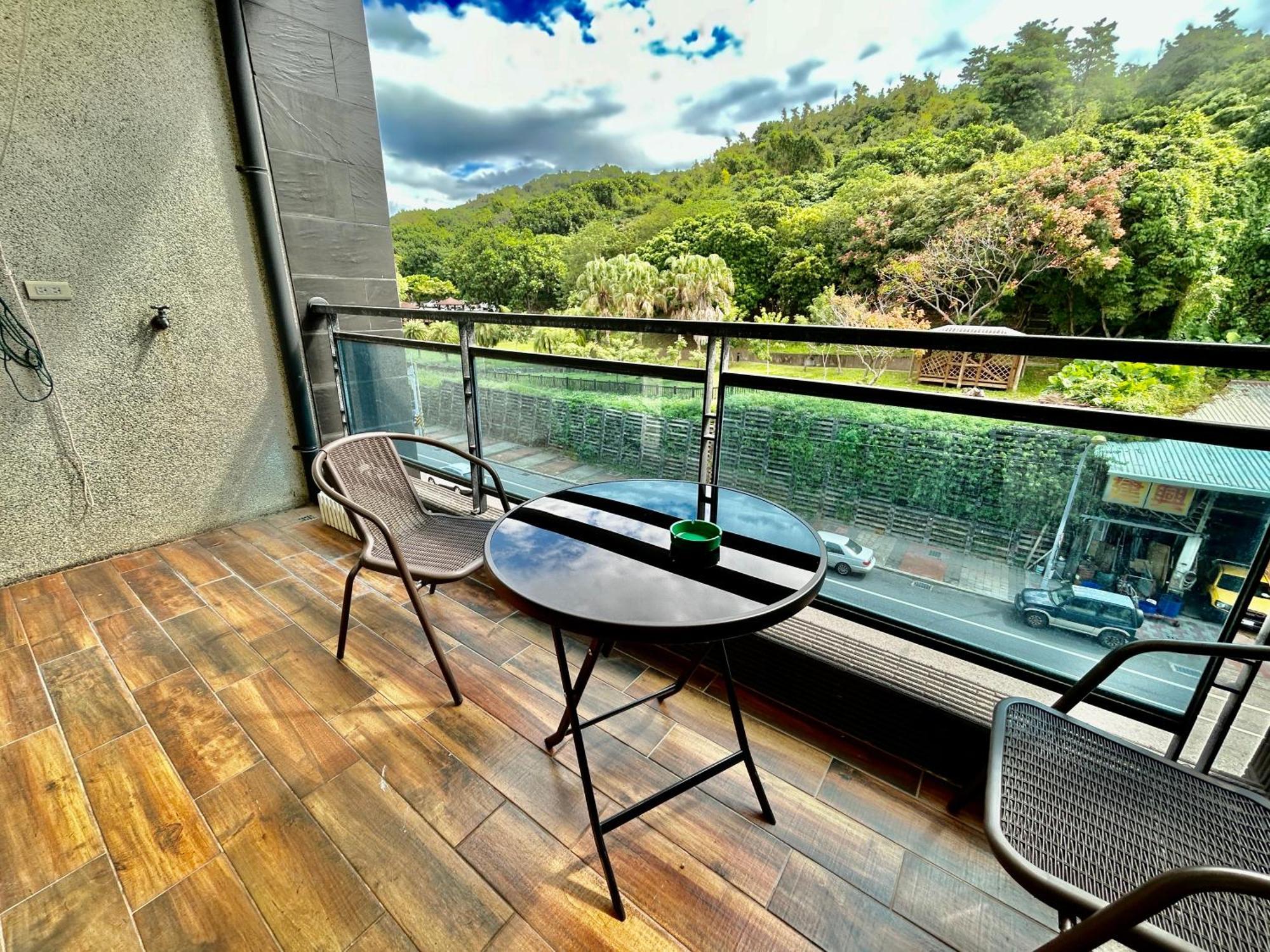 Qing Man Homestay Hualien City Exterior photo